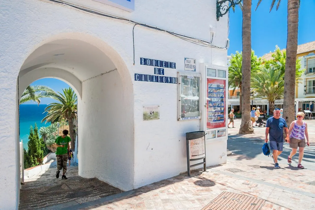 Carabeo Rocamar Nerja Apartment